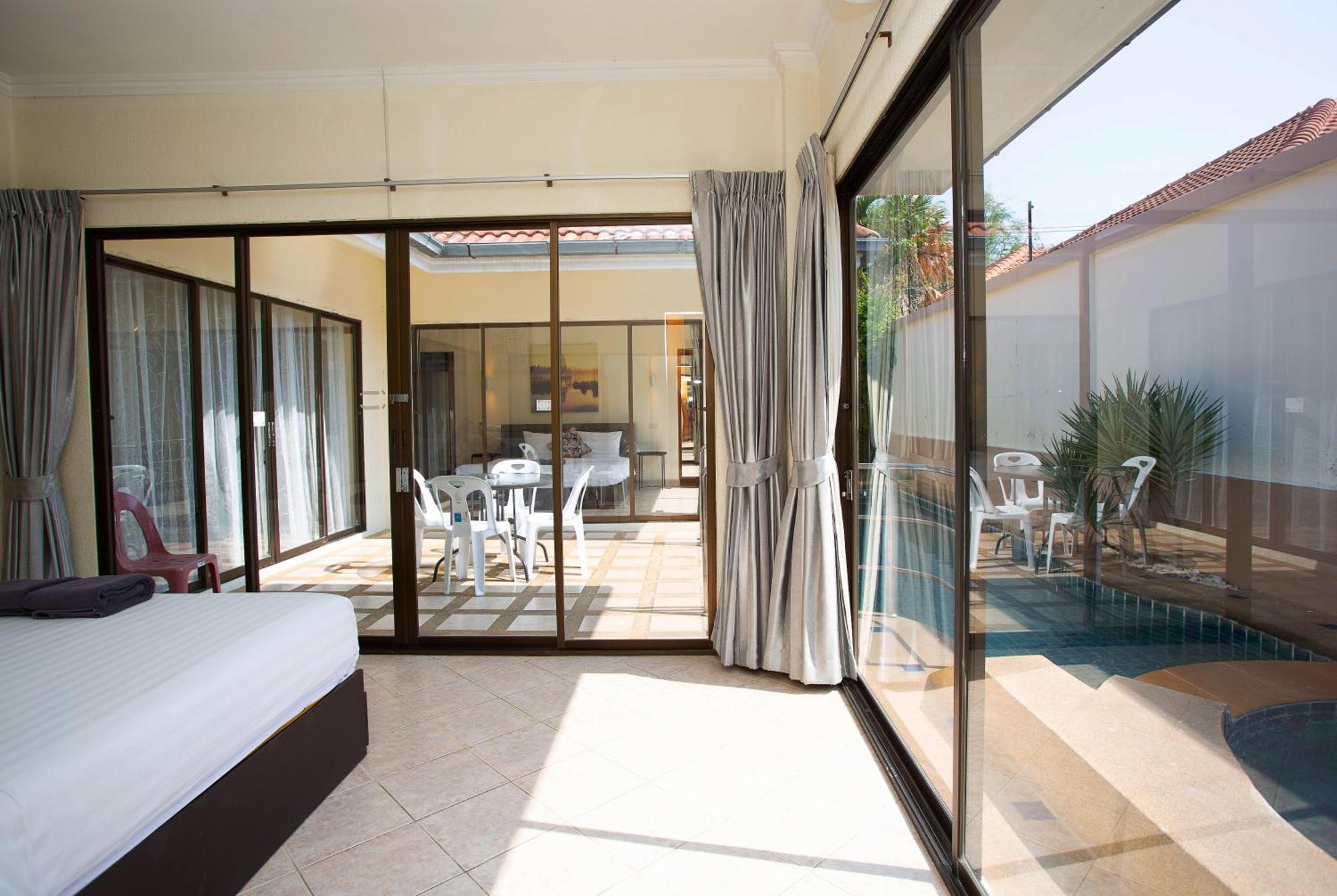 Avoca Pool Villas Pattaya Zimmer foto